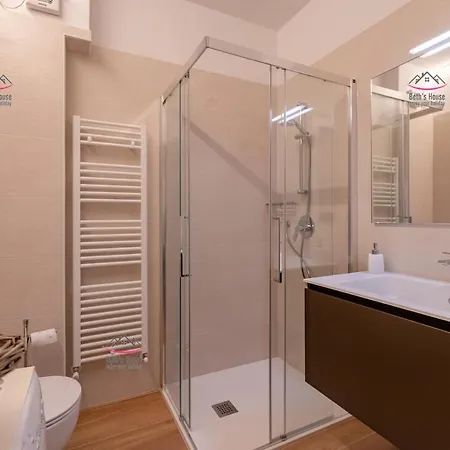 Garden Beth's House *