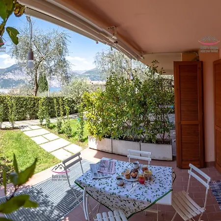 Garden Beth's House Daire Brenzone sul Garda