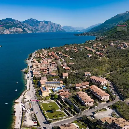 Daire Garden Beth's House Brenzone sul Garda