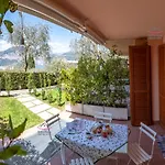 Garden Beth's House Daire Brenzone sul Garda