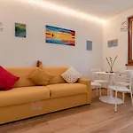 Daire Garden Beth's House Brenzone sul Garda